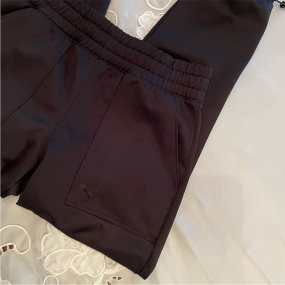 Puma Highrise Black Sweatpants - Picture 3 of 8
